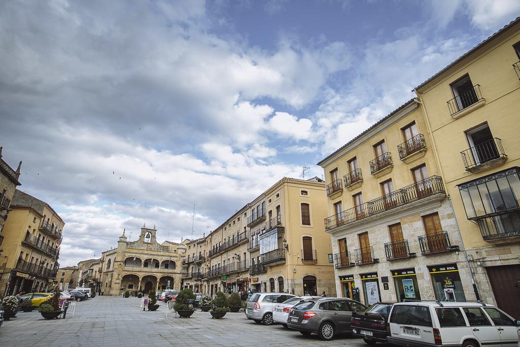 Hostal Plaza Ciudad-Rodrigo Exterior foto