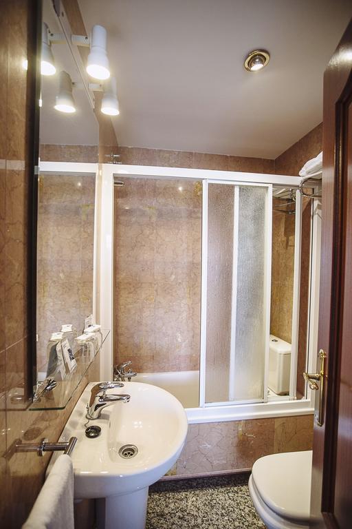 Hostal Plaza Ciudad-Rodrigo Cameră foto